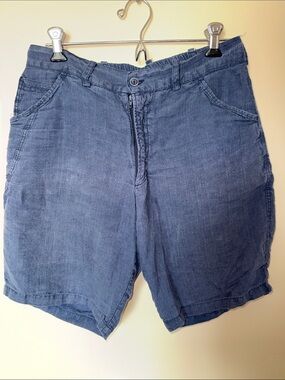 Men's Navy Casual Flat-Front Shorts